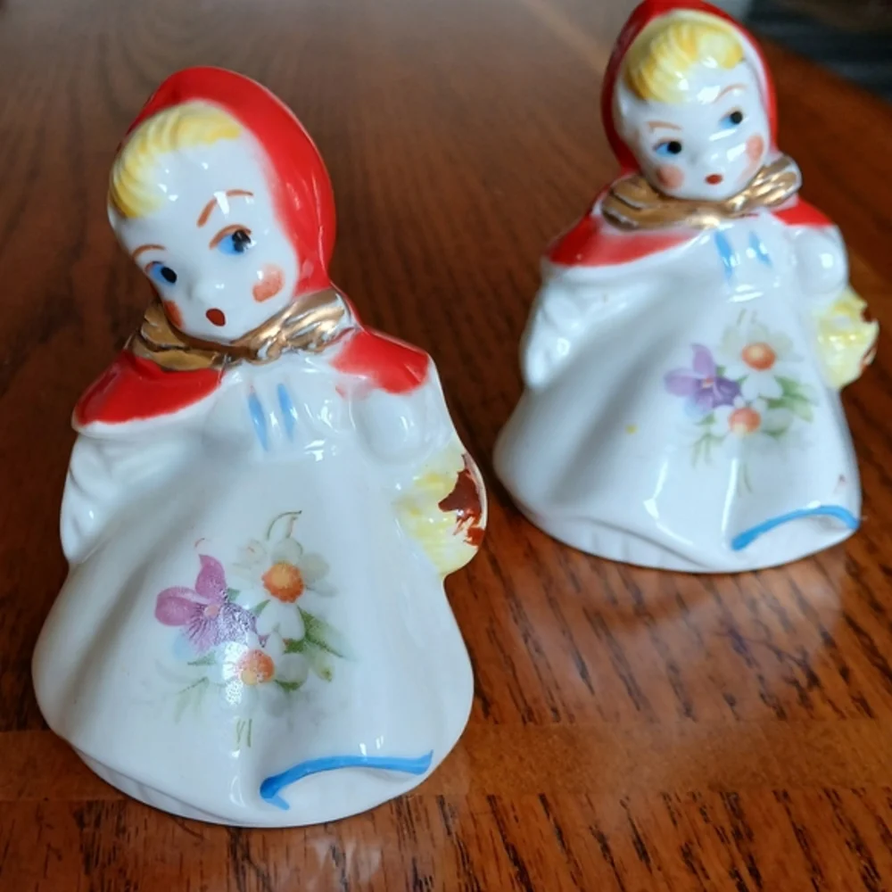 Red and‎ White Decorative Ceramic Accents